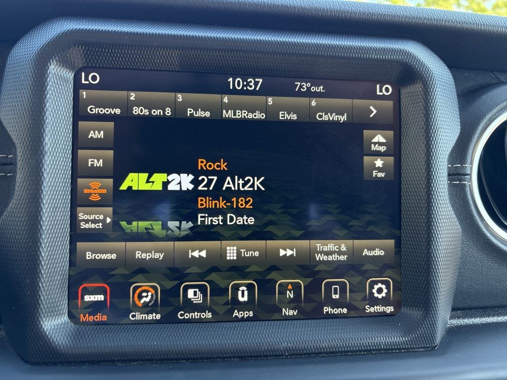 Thumbnail: 2021 Jeep Gladiator - 31