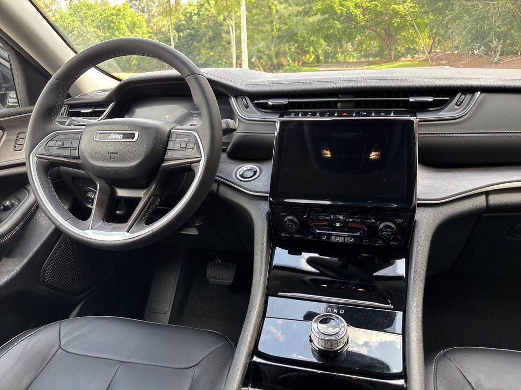 Thumbnail: 2023 Jeep Grand Cherokee - 23