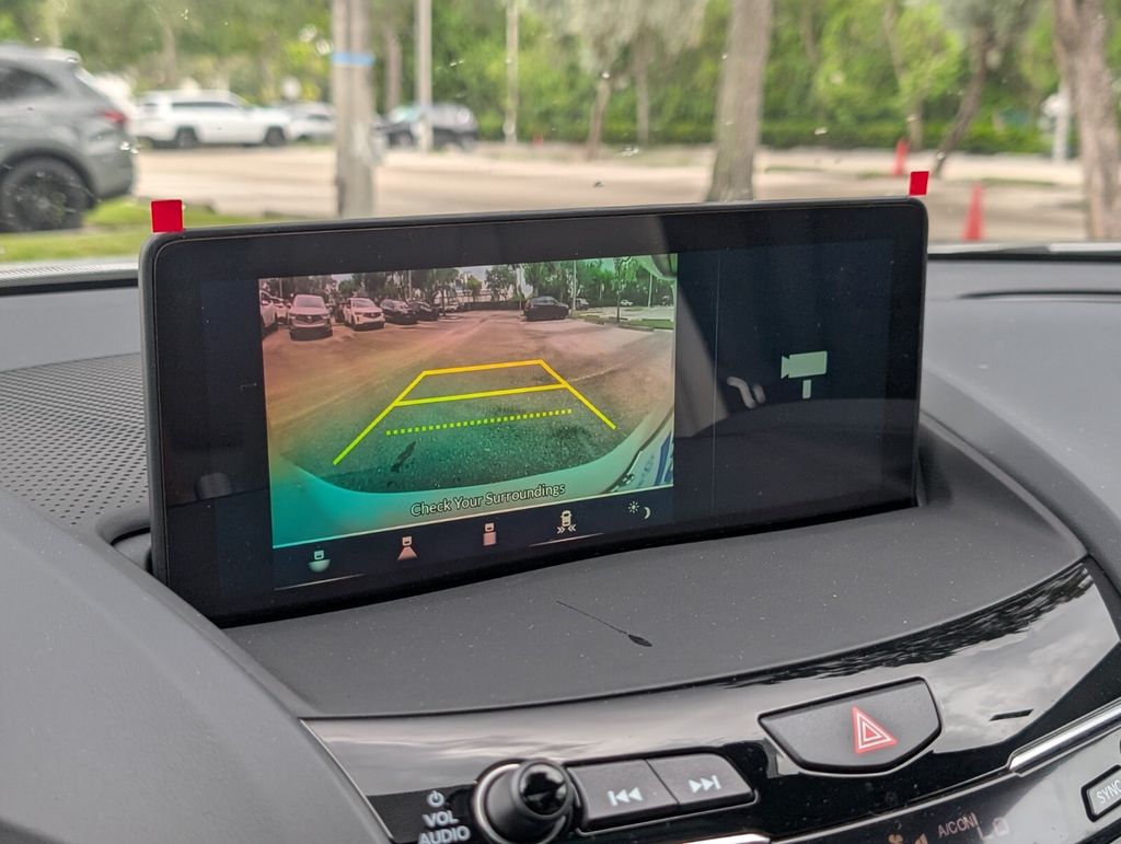 Thumbnail: 2025 Acura RDX - 22