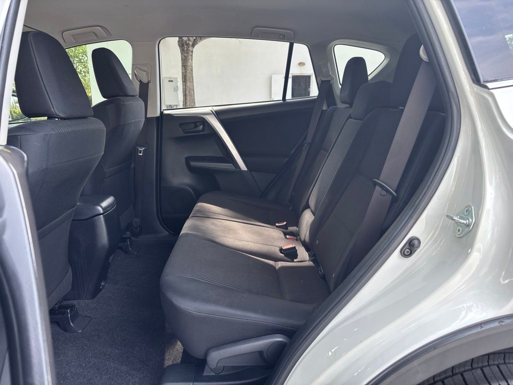 Thumbnail: 2017 Toyota RAV4 - 19