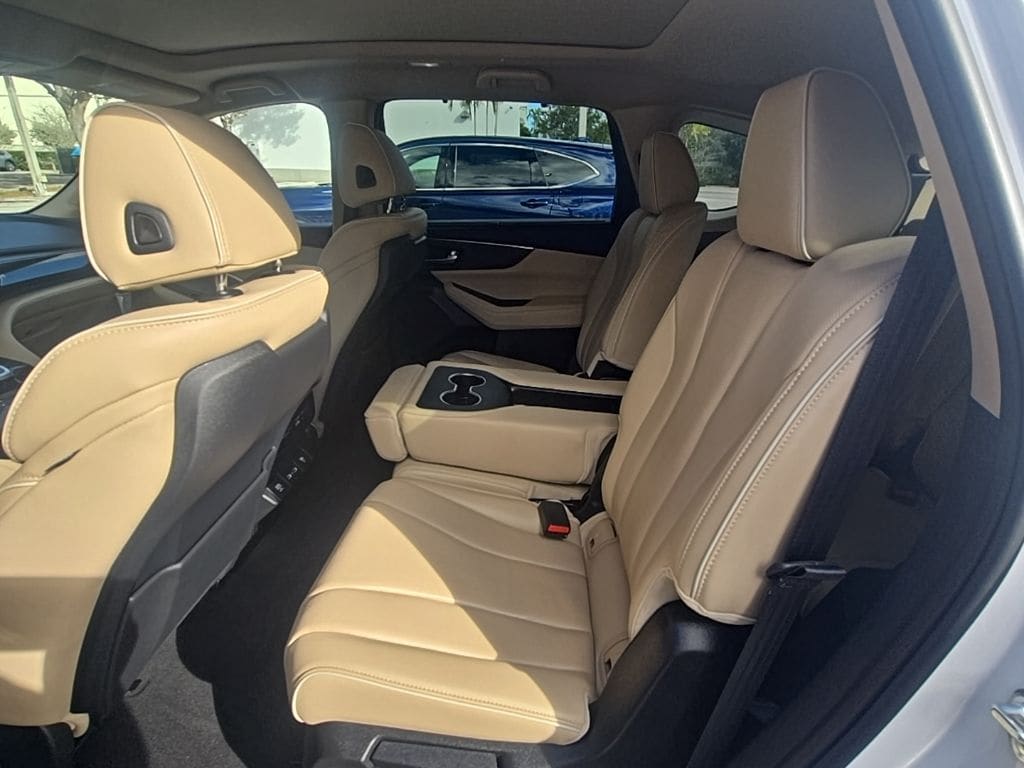 Thumbnail: 2023 Acura MDX - 35