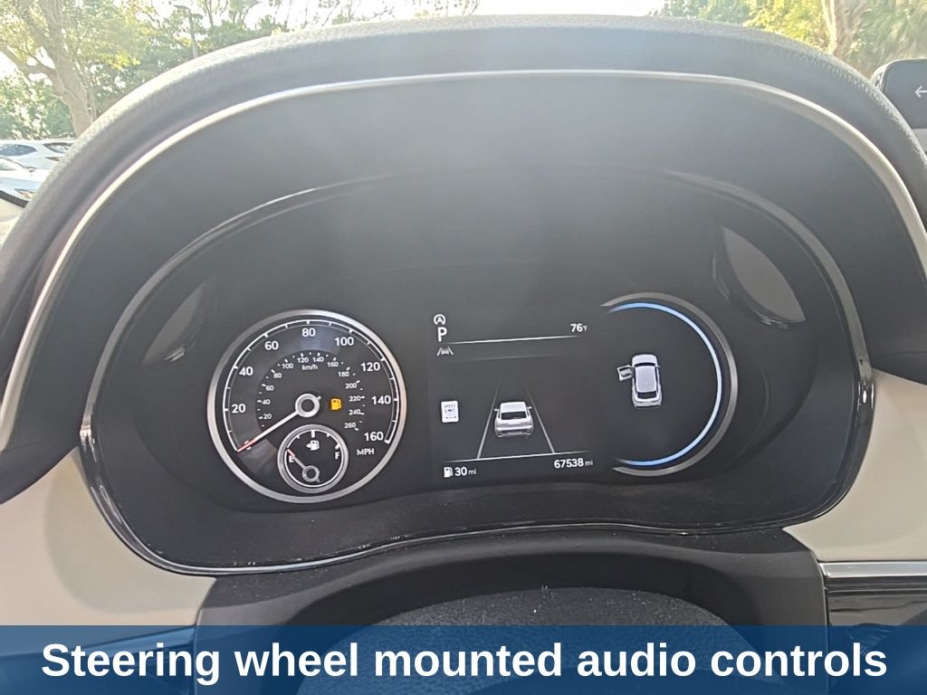 Thumbnail: 2023 Genesis GV70 - 16