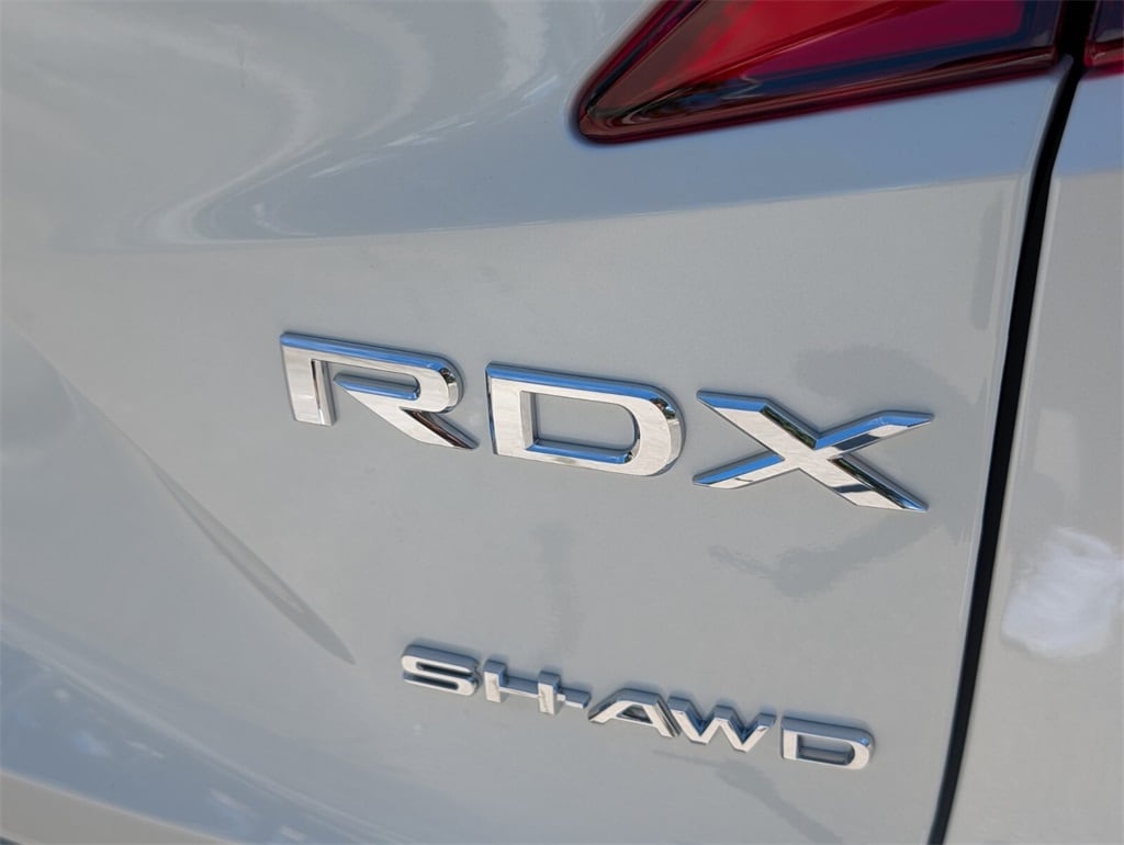 Thumbnail: 2025 Acura RDX - 8