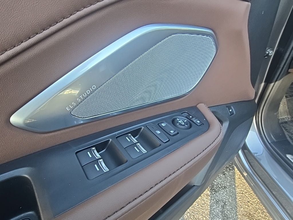 Thumbnail: 2026 Acura RDX - 14