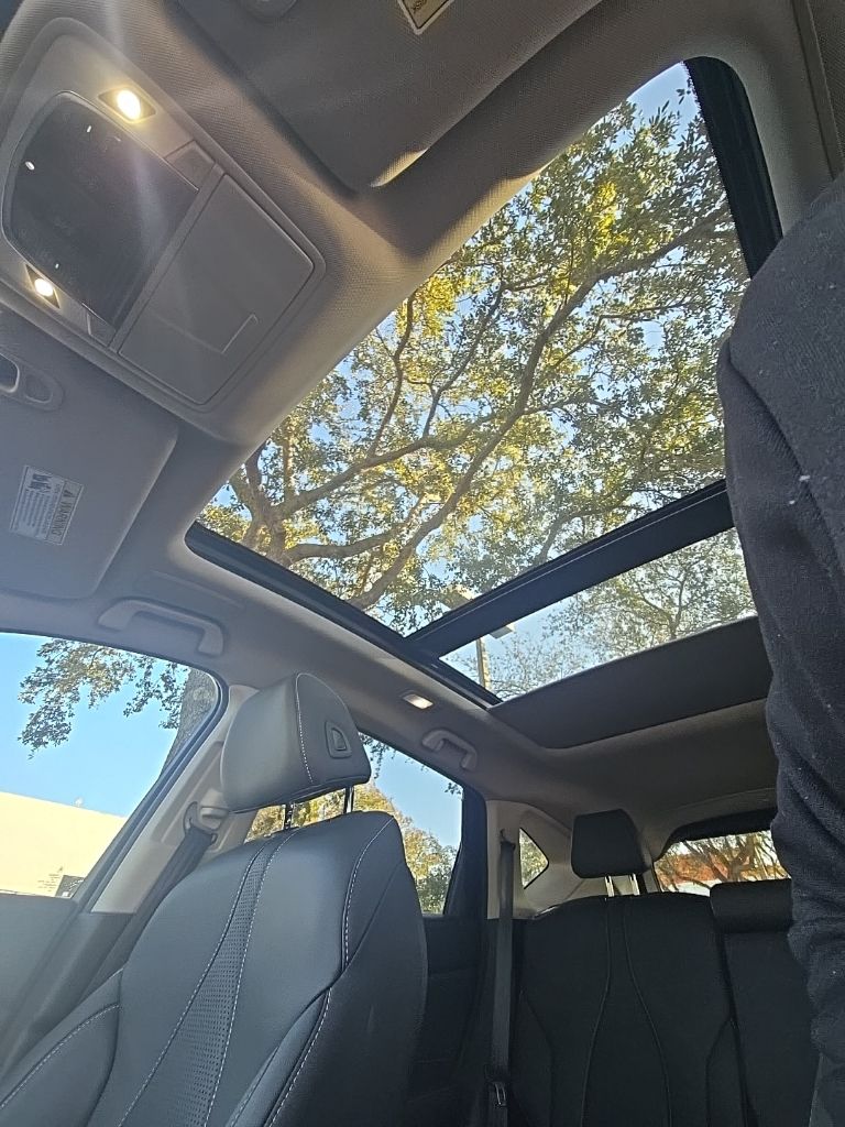 Thumbnail: 2025 Acura RDX - 24