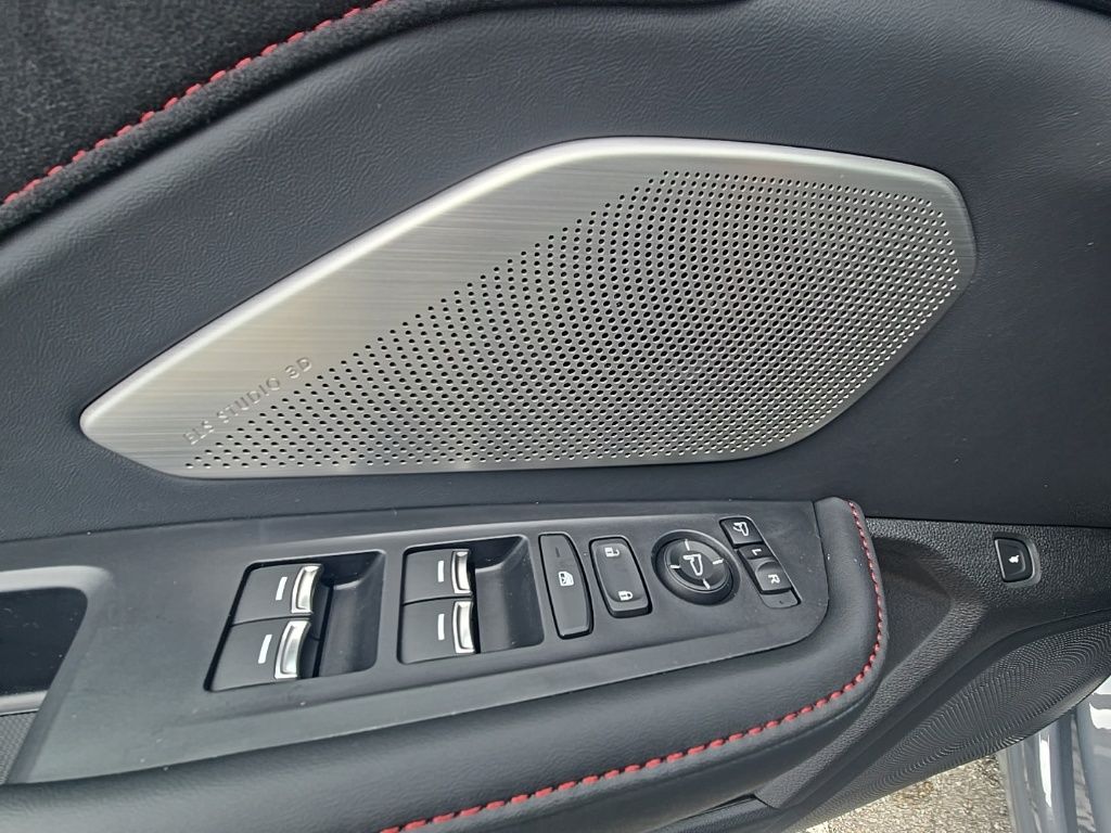 Thumbnail: 2026 Acura RDX - 14