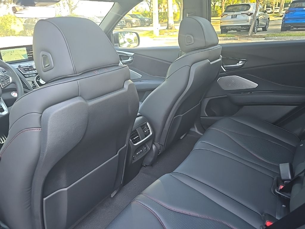 Thumbnail: 2026 Acura RDX - 30