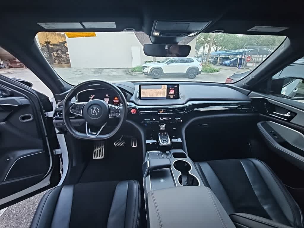 Thumbnail: 2023 Acura MDX - 17