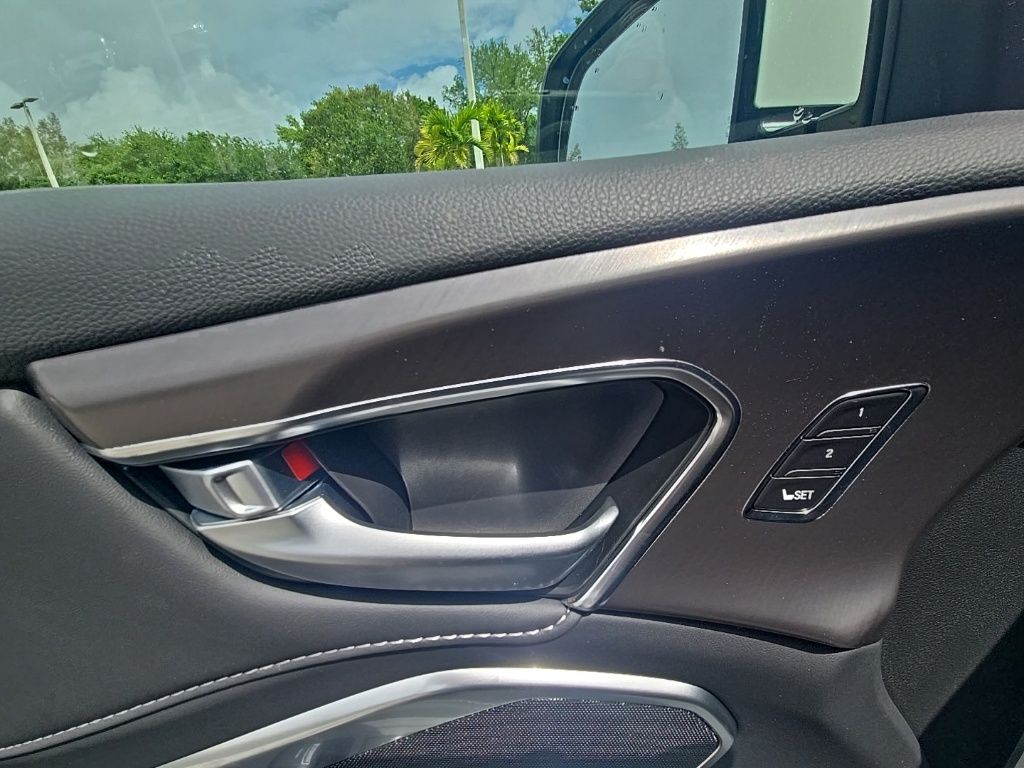 Thumbnail: 2026 Acura RDX - 13