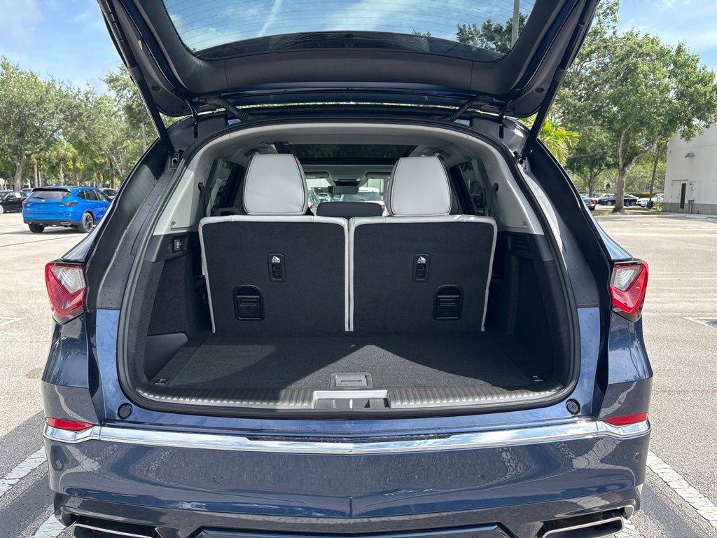Thumbnail: 2026 Acura MDX - 18