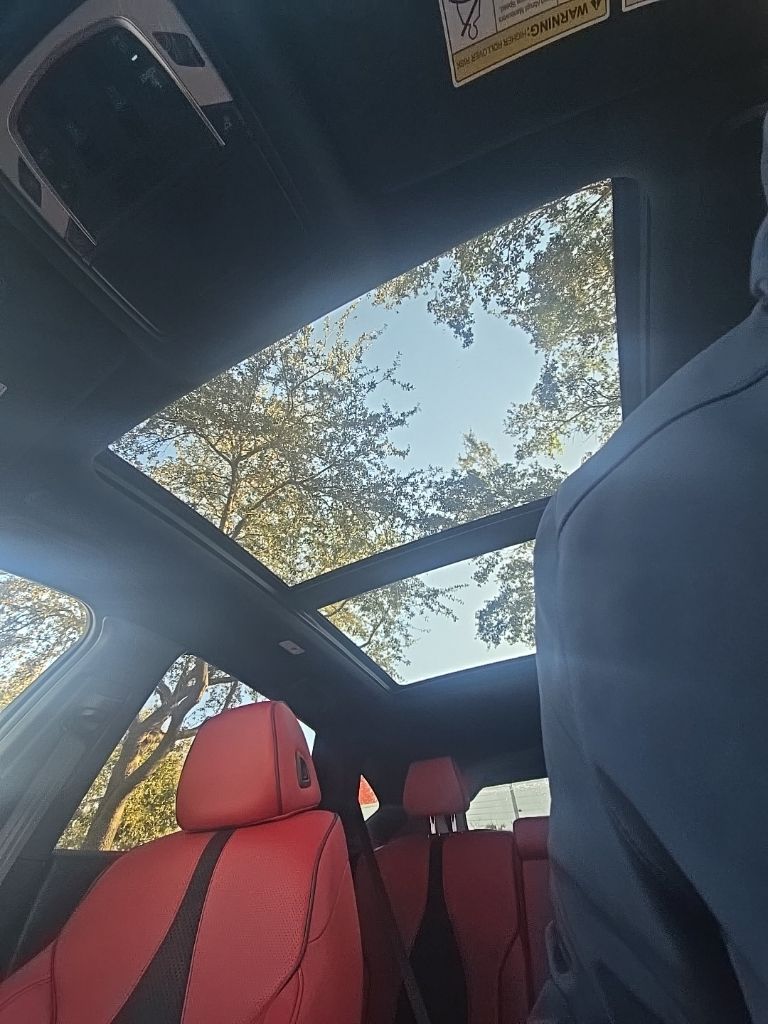 Thumbnail: 2026 Acura RDX - 26