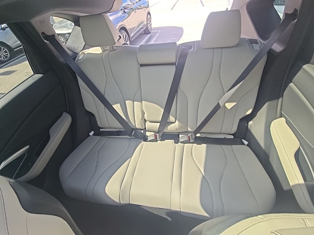 Thumbnail: 2026 Acura RDX - 24