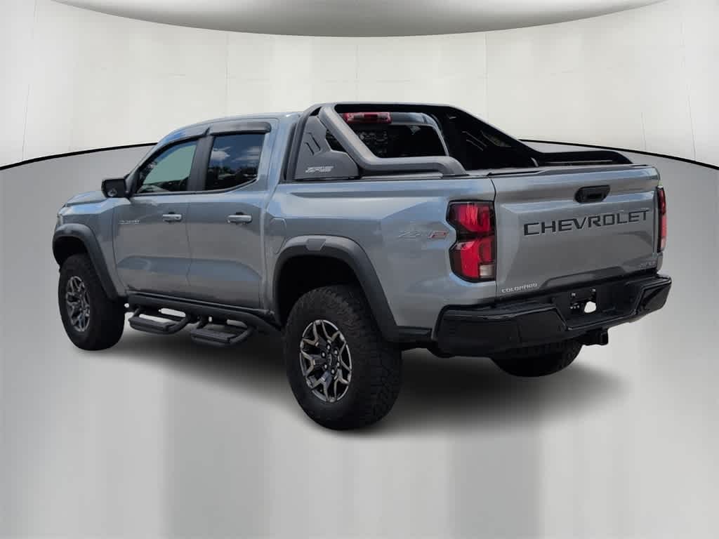 2024 Chevrolet Colorado ZR2 photo 2