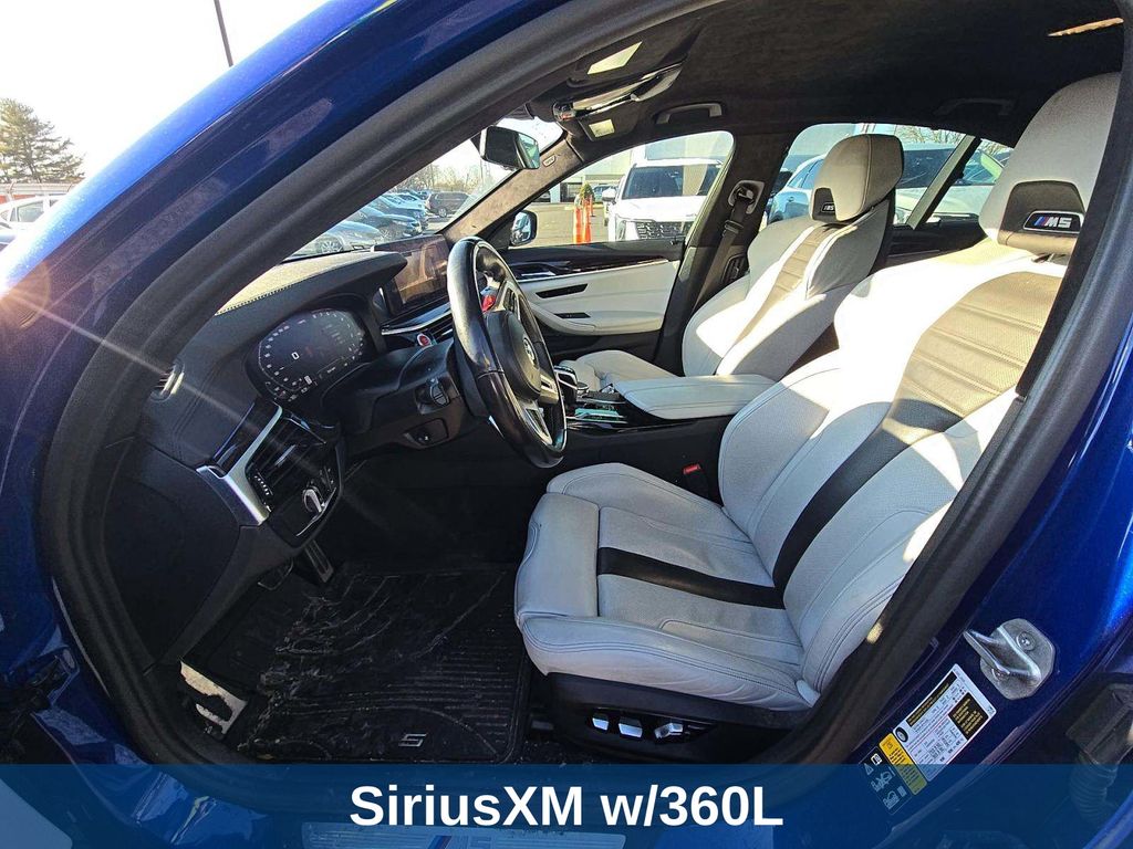 Thumbnail: 2022 BMW M5 - 7