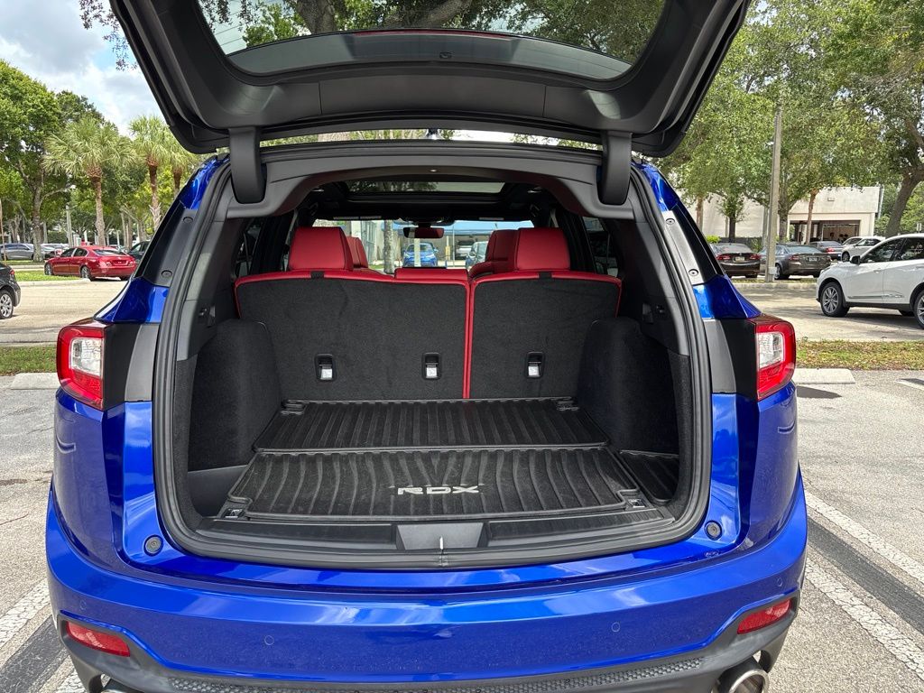 Thumbnail: 2023 Acura RDX - 32