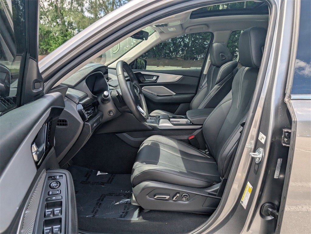Thumbnail: 2024 Acura MDX - 9