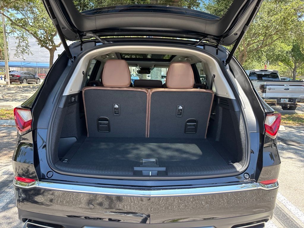 Thumbnail: 2026 Acura MDX - 27
