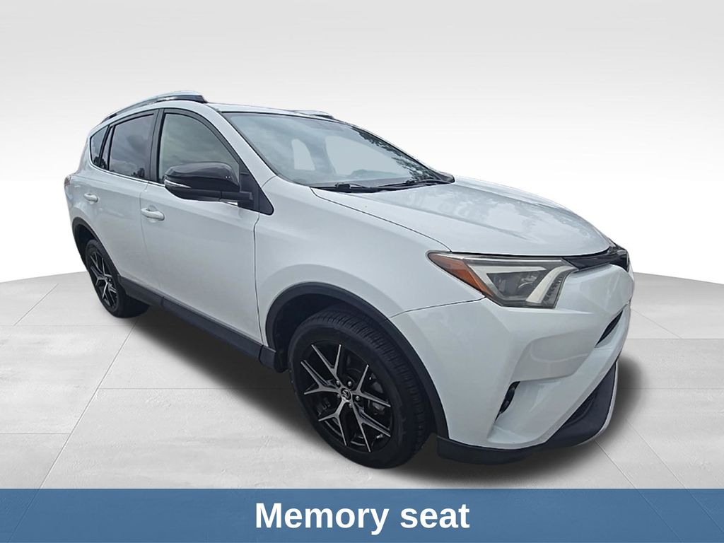 Thumbnail: 2016 Toyota RAV4 - 8