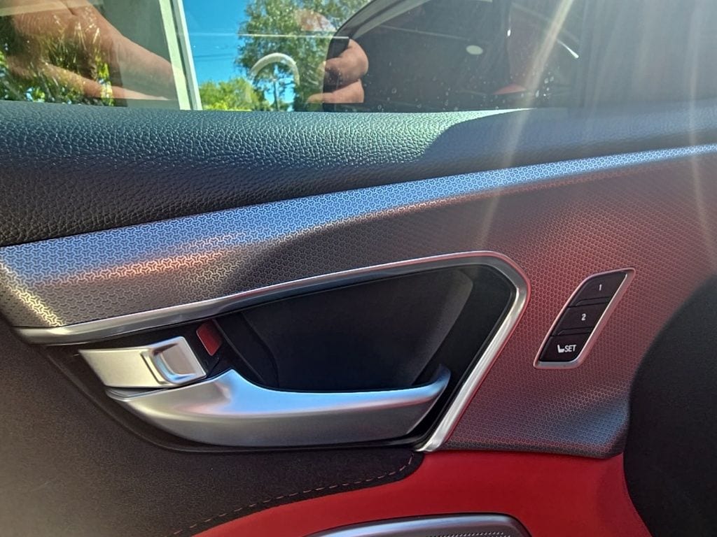 Thumbnail: 2025 Acura RDX - 15