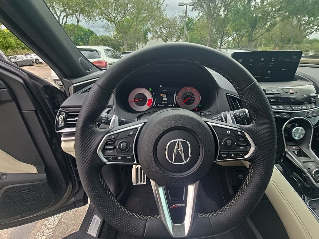 Thumbnail: 2025 Acura RDX - 20