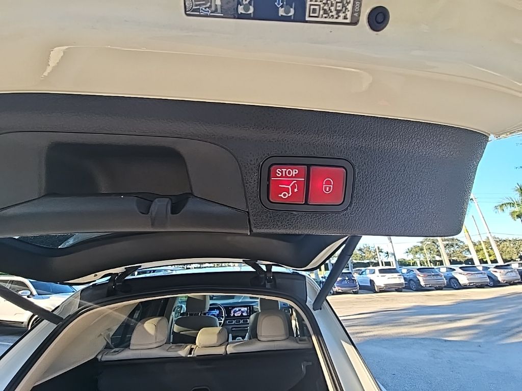 Thumbnail: 2024 Mercedes-Benz GLE - 29