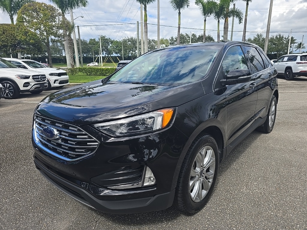 2022 Ford Edge Titanium