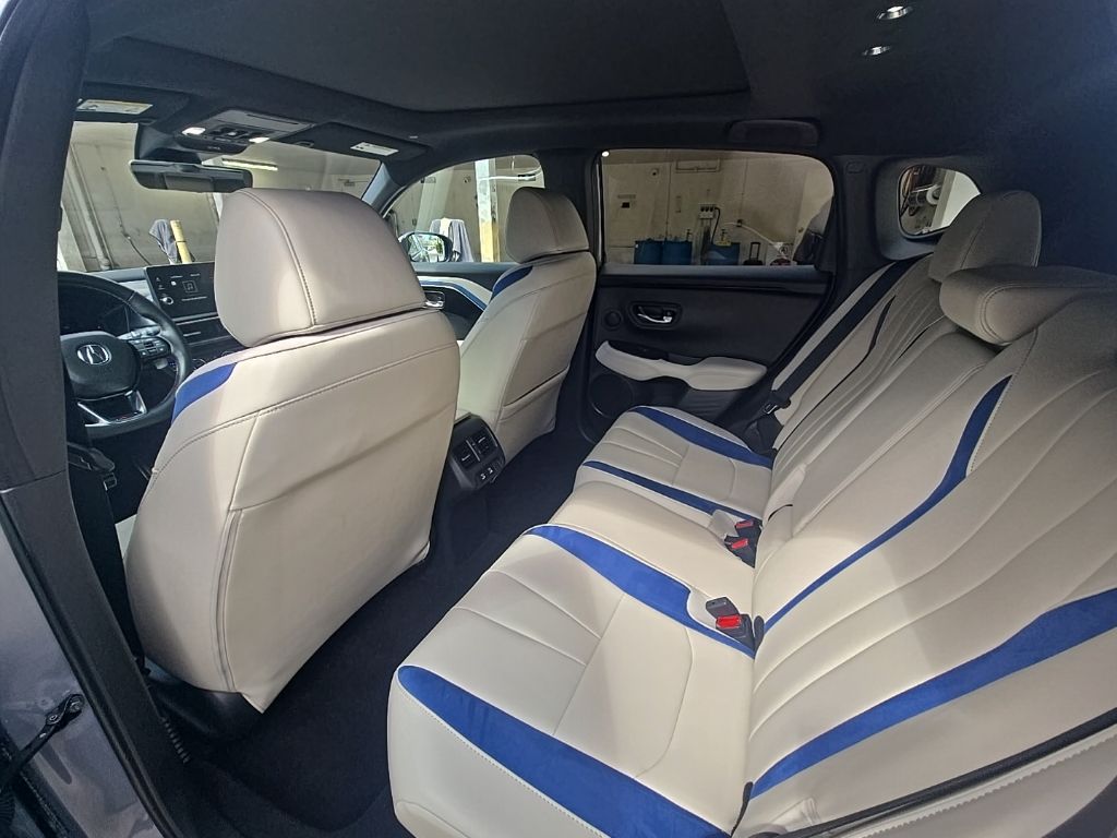 Thumbnail: 2025 Acura ADX - 24