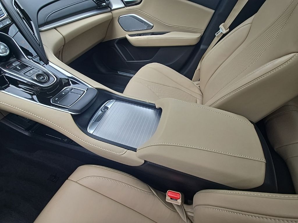 Thumbnail: 2023 Acura RDX - 24