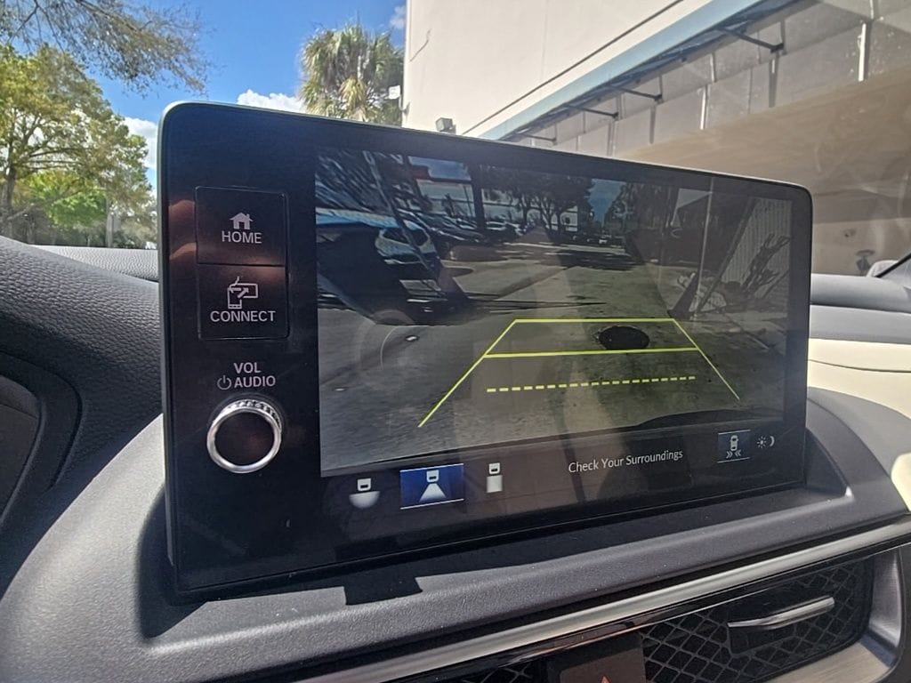 Thumbnail: 2025 Acura ADX - 18