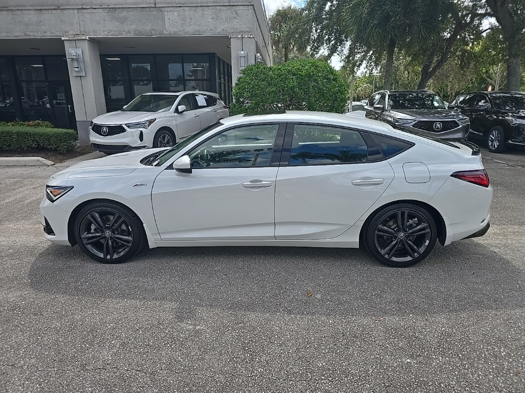 Thumbnail: 2023 Acura Integra - 9