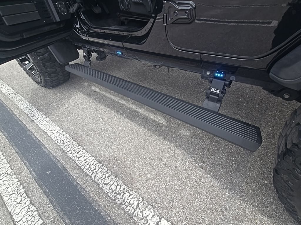 Thumbnail: 2020 Jeep Wrangler - 22