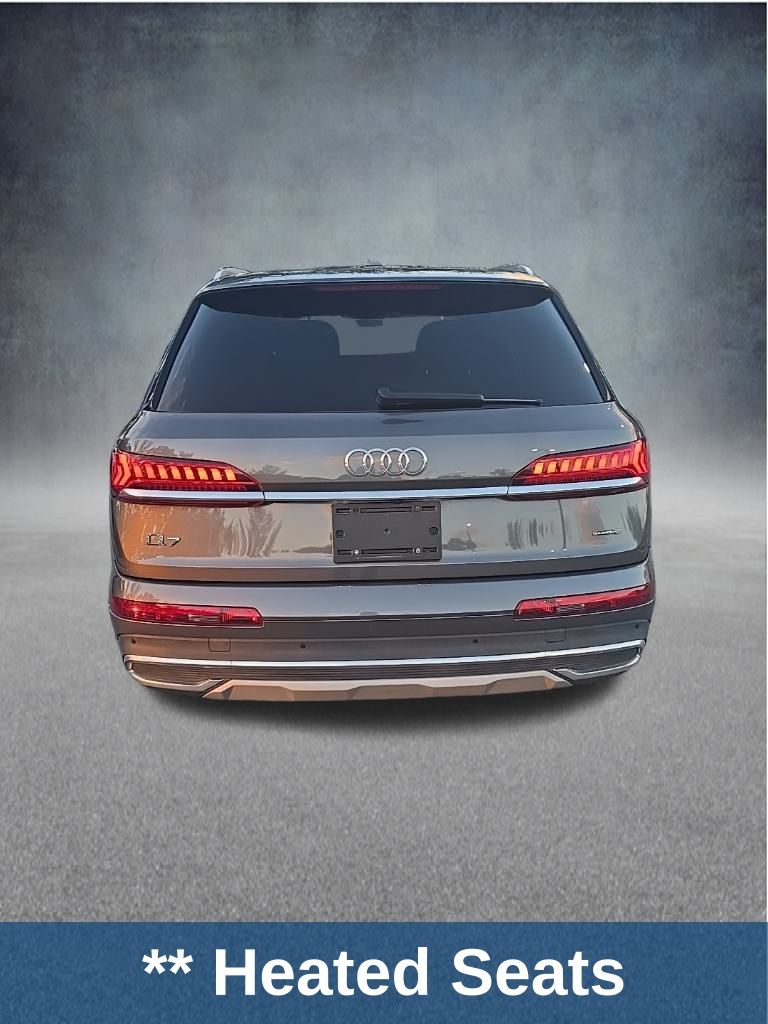 Thumbnail: 2021 Audi Q7 - 13