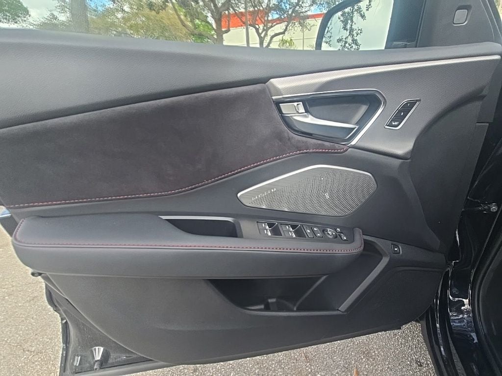 Thumbnail: 2026 Acura RDX - 14