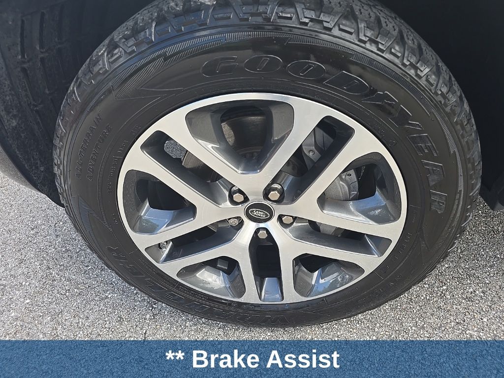 Thumbnail: 2021 Land Rover Defender - 10