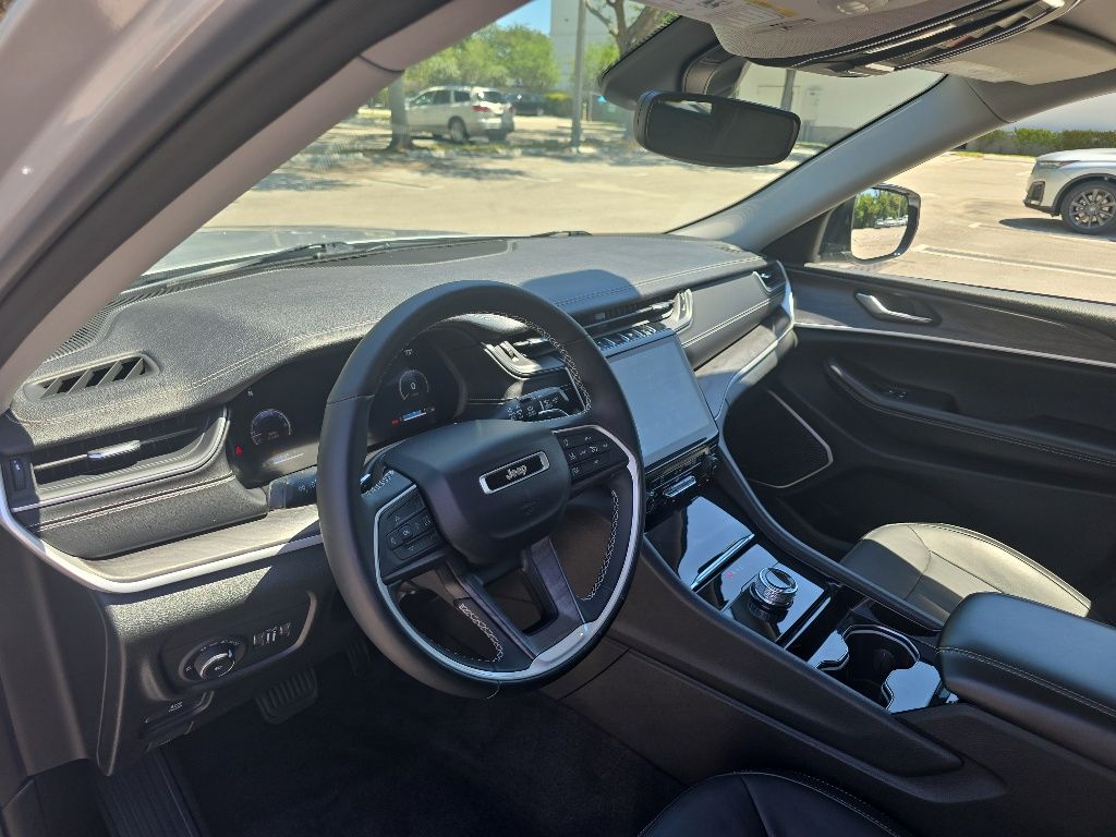 Thumbnail: 2021 Jeep Grand Cherokee L - 18