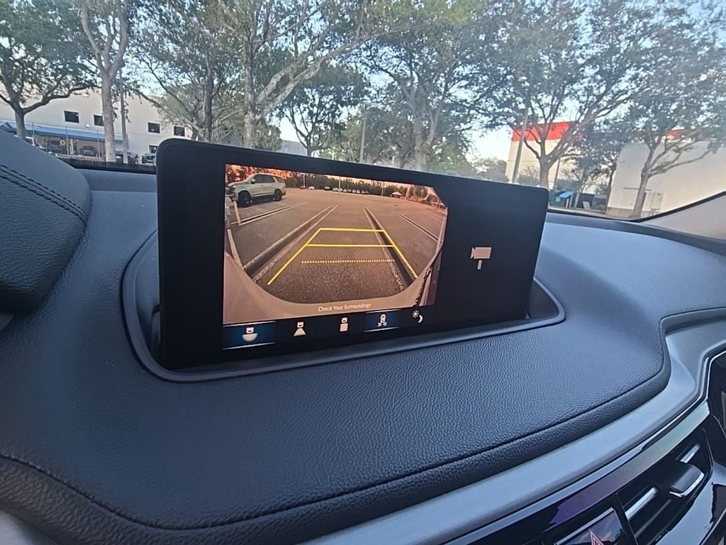 Thumbnail: 2023 Acura MDX - 28