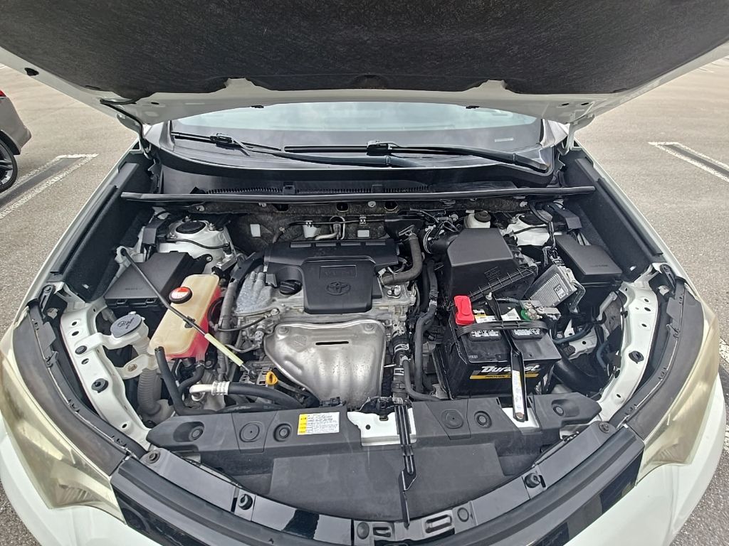 Thumbnail: 2016 Toyota RAV4 - 32