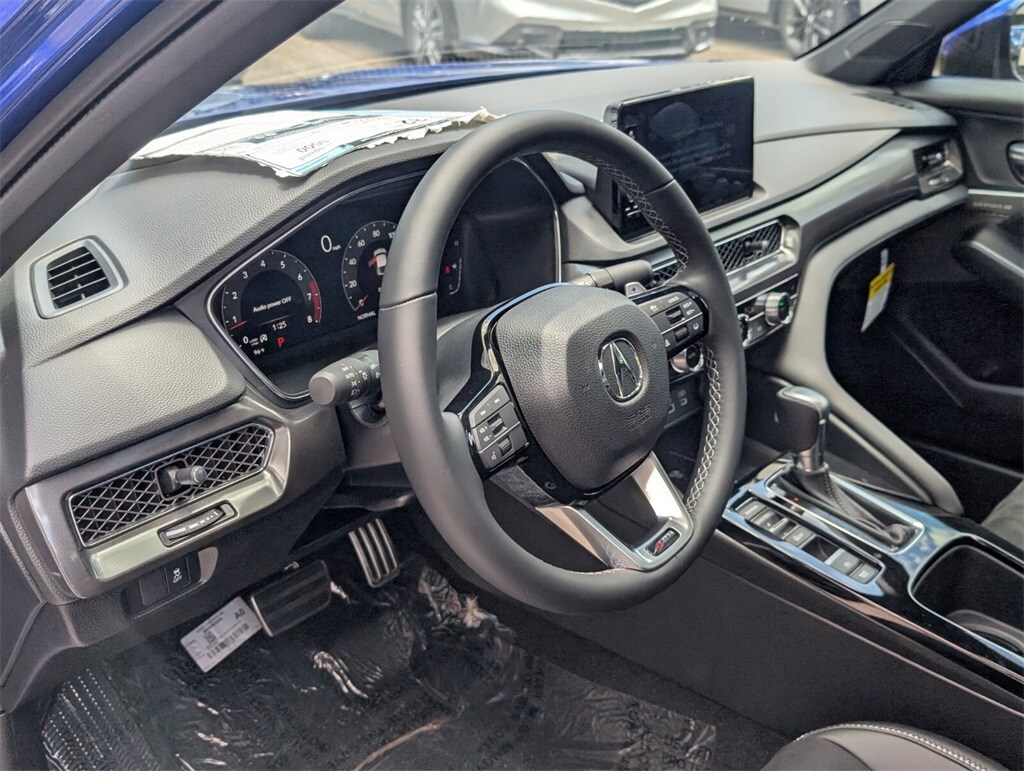 Thumbnail: 2025 Acura Integra - 12