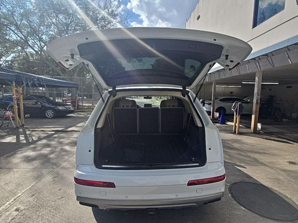 Thumbnail: 2019 Audi Q7 - 27