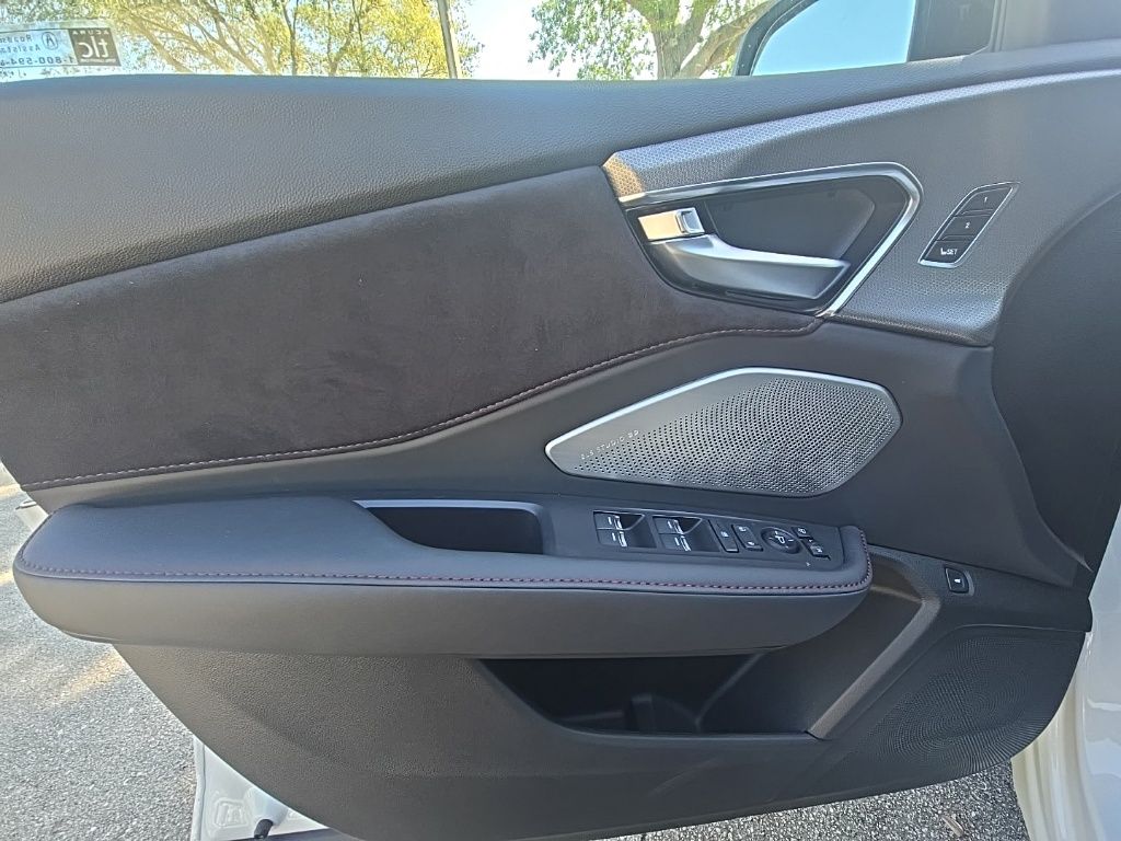 Thumbnail: 2026 Acura RDX - 15