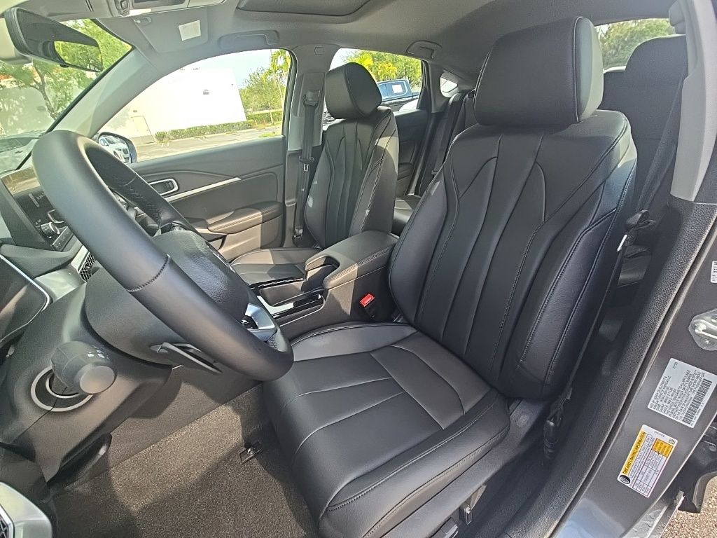 Thumbnail: 2024 Acura Integra - 13