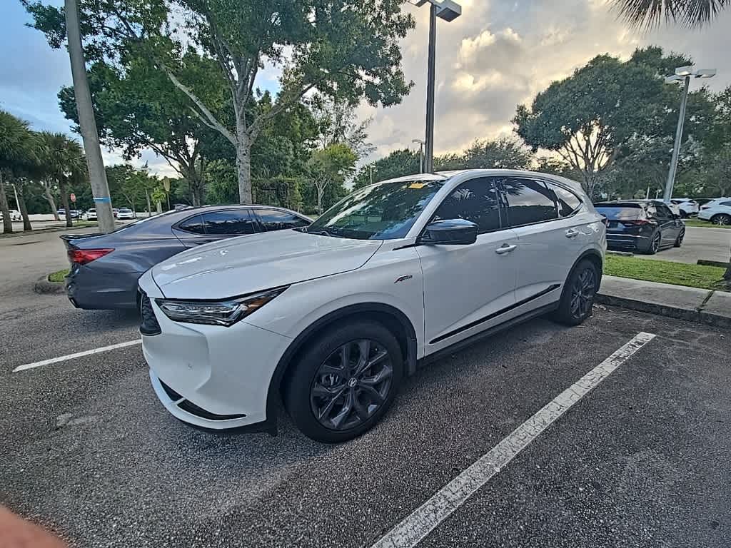 Thumbnail: 2023 Acura MDX - 6