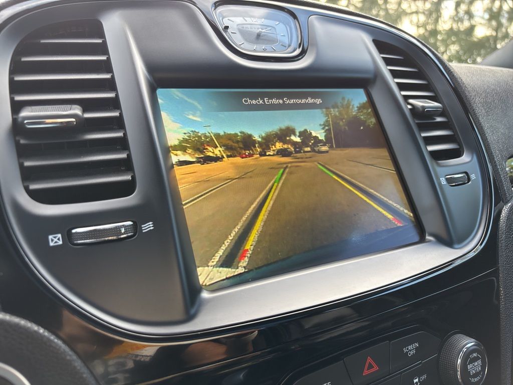 Thumbnail: 2023 Chrysler 300 - 33