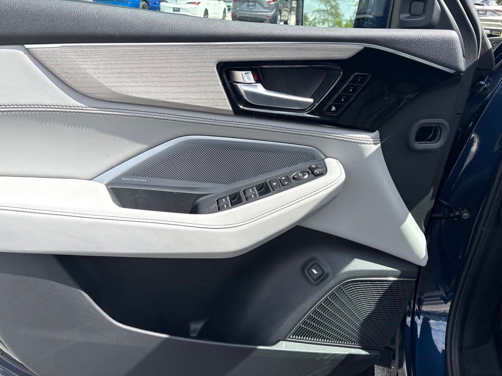 Thumbnail: 2026 Acura MDX - 13