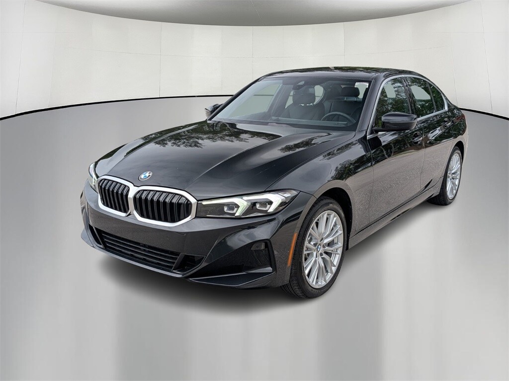 Thumbnail: 2024 BMW 3 Series - 3