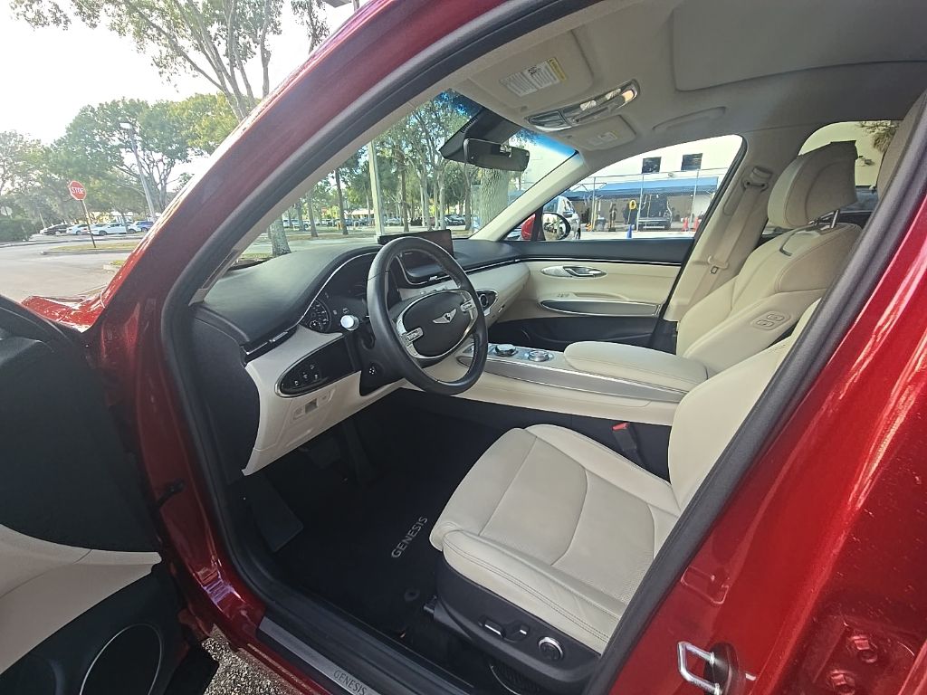 Thumbnail: 2023 Genesis GV70 - 25