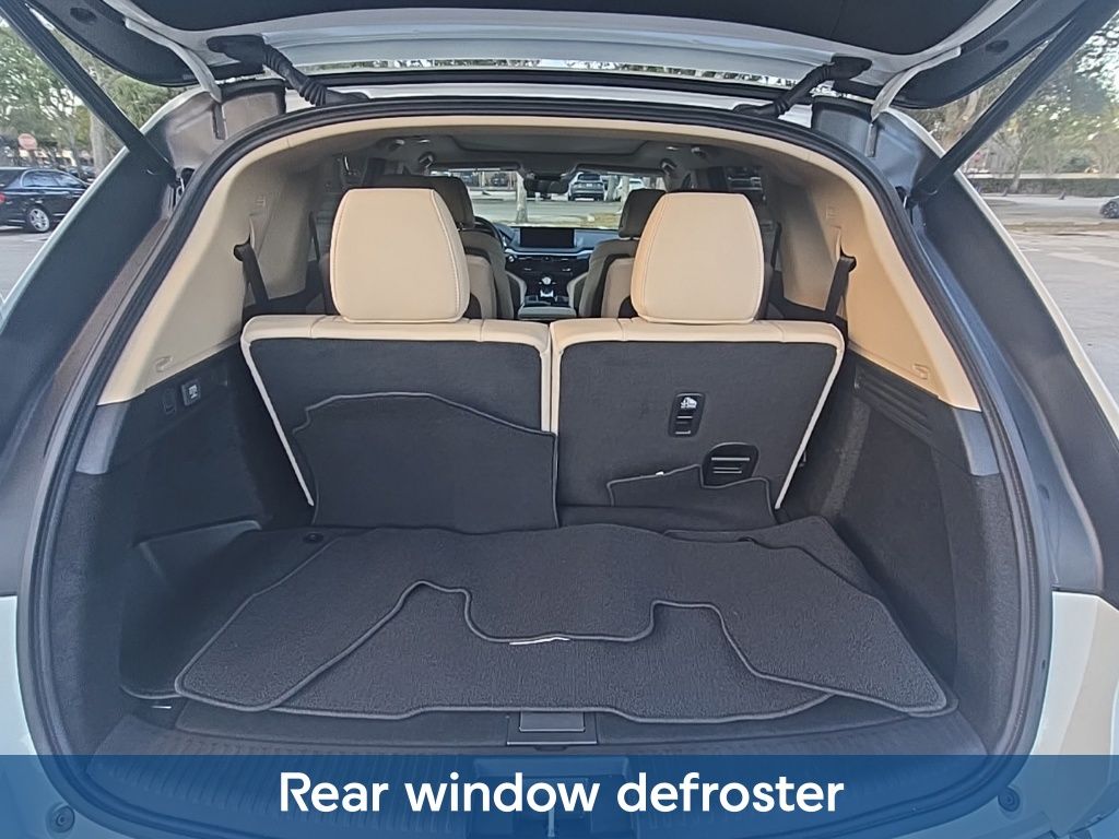 Thumbnail: 2023 Acura MDX - 11