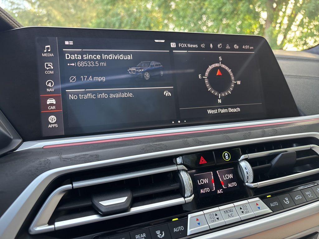 Thumbnail: 2021 BMW X7 - 32