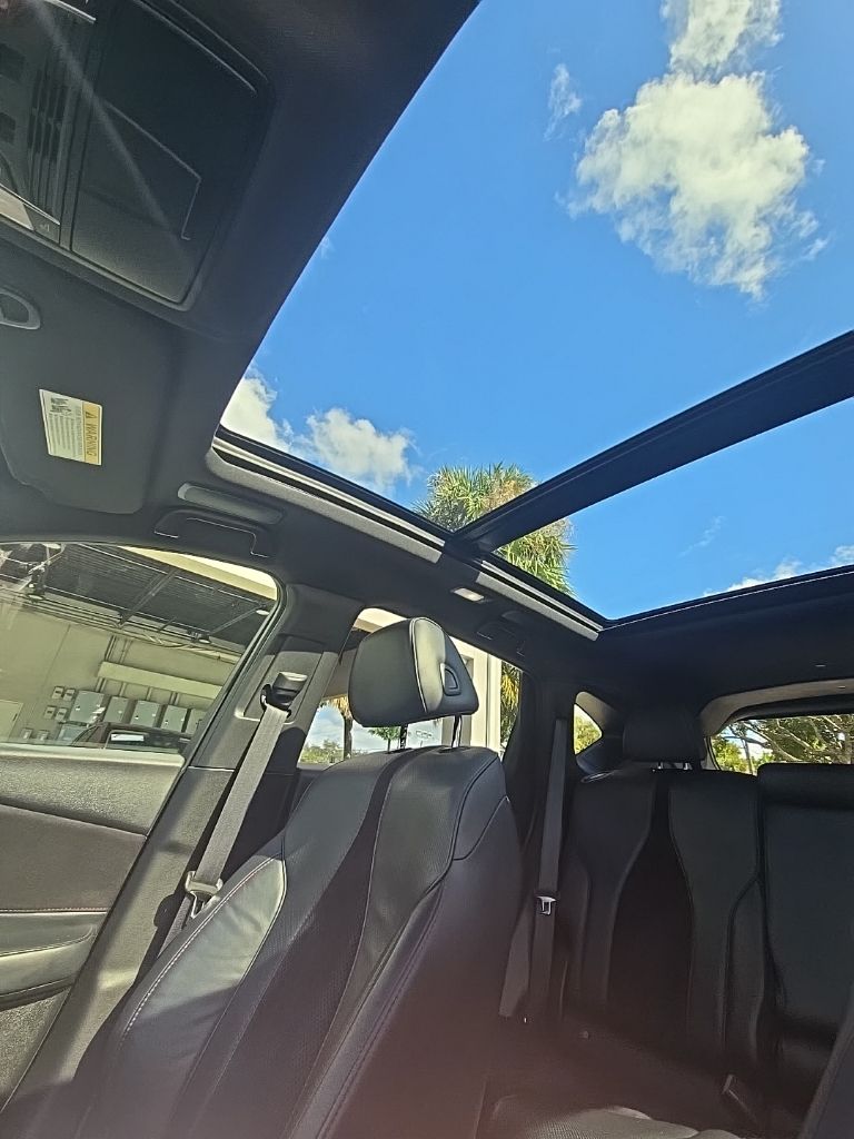 Thumbnail: 2022 Acura RDX - 23