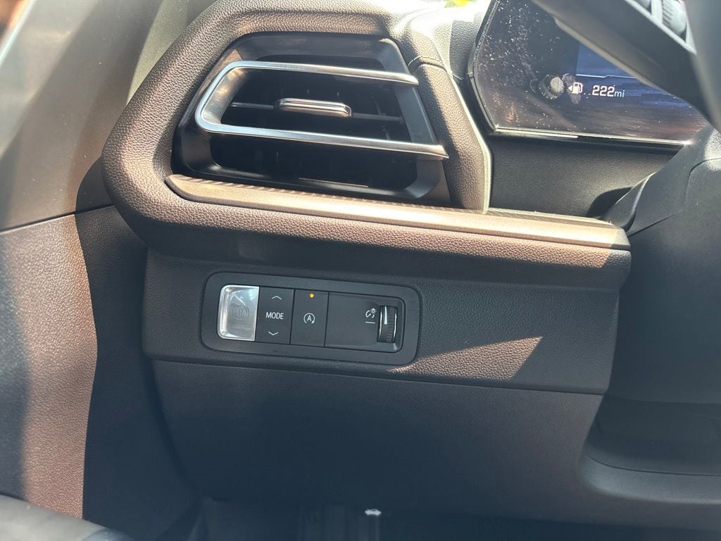 Thumbnail: 2025 Chevrolet Traverse - 37